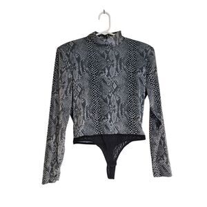 Cache' Animal Print Velvet Body Suit Womens‎ Size Med